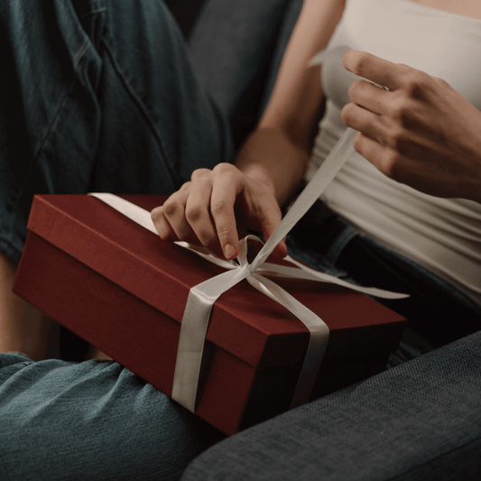 8 Thoughtful Gifts for Mindful Living Enthusiasts