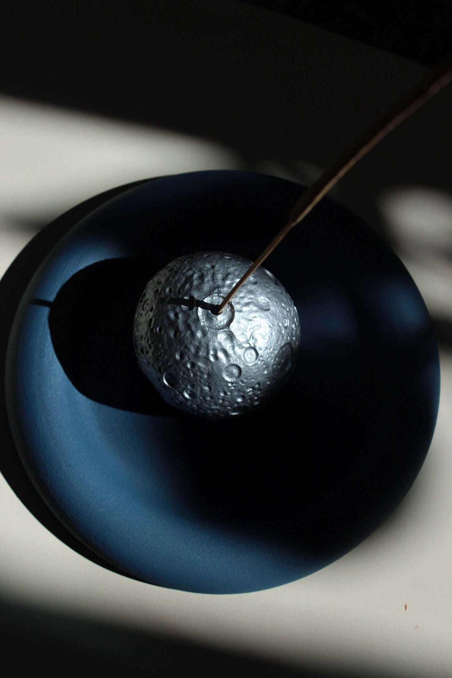Full moon incense stick holder