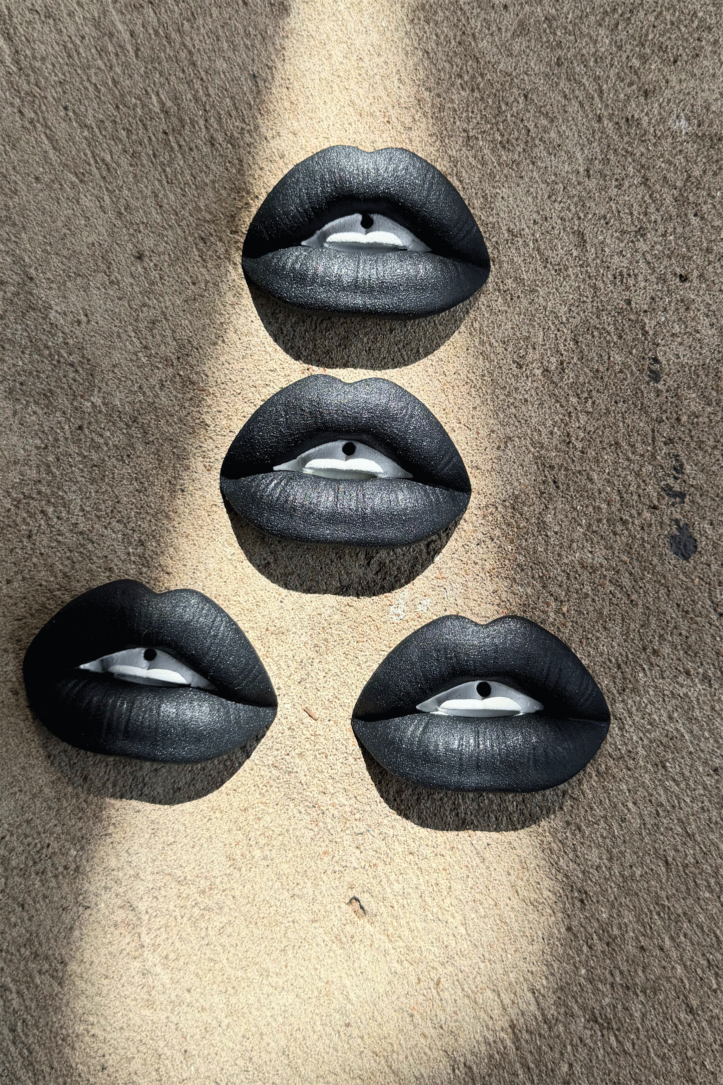*NEW* Dame Beso Incense Stick Holder