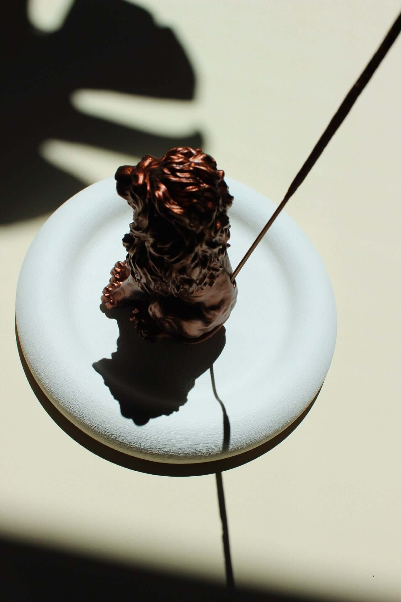 Lion incense stick holder