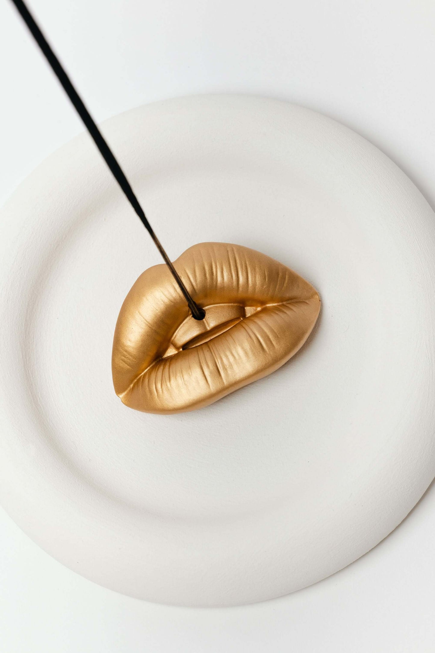 Dame Beso Incense Stick Holder + Coaster