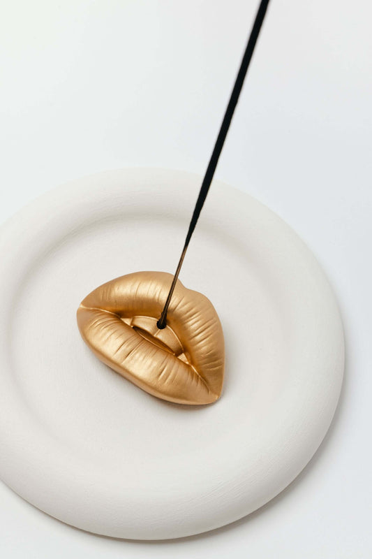 Dame Beso Incense Stick Holder + Coaster